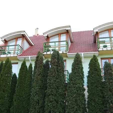 Paár Szieszta Győr