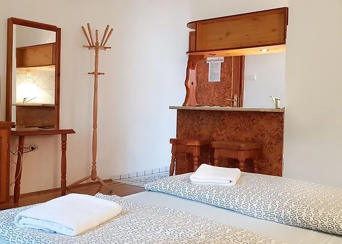Hotel apartamentowy Paár Szieszta 3*